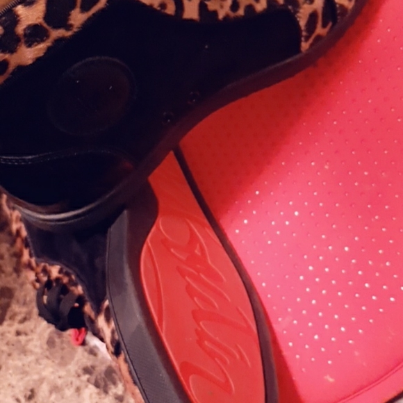 Christian Louboutin Red Bottoms - Picture 2 of 4